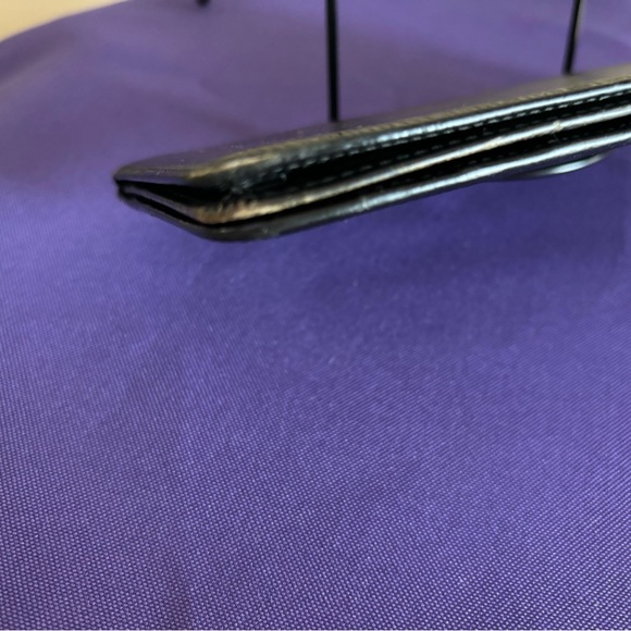 Vintage Louis Vuitton Black Epi Leather Vertical Unisex Wallet. - Picture 10 of 13